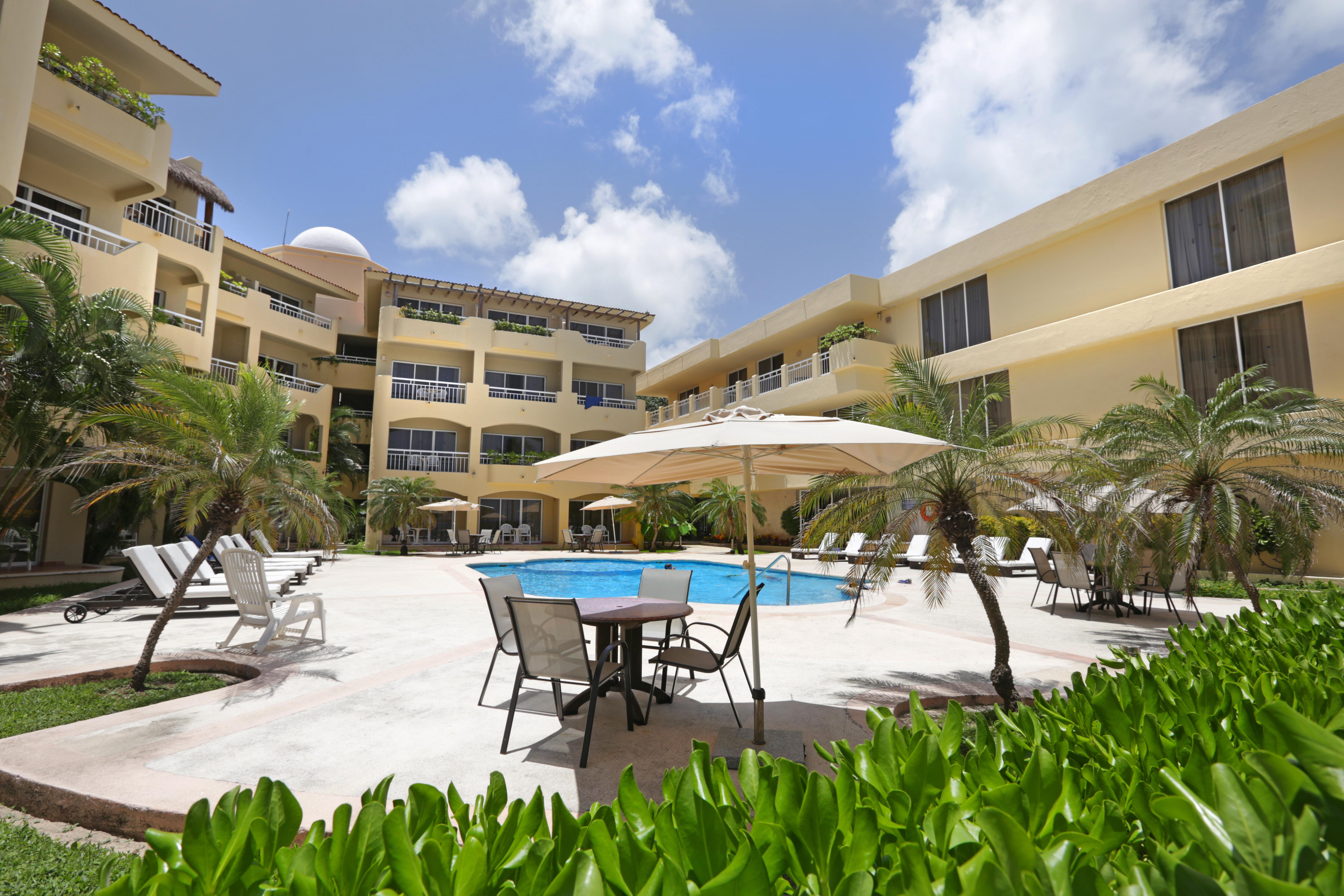 Playa Azul Cozumel Hotel Exterior foto