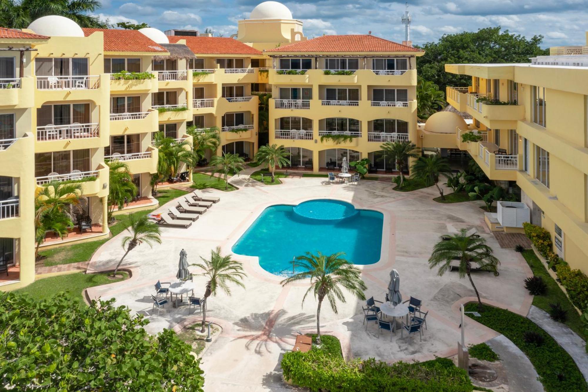 Playa Azul Cozumel Hotel Exterior foto